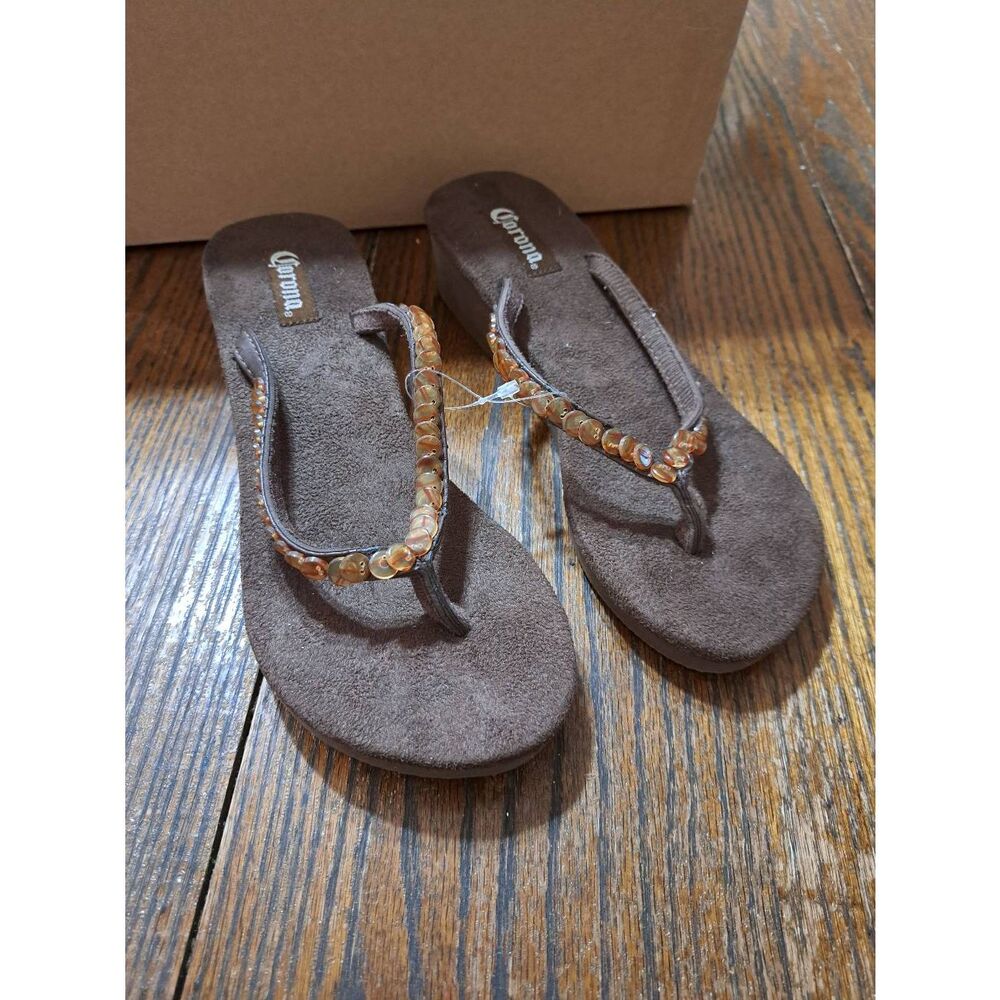 New Size 7 Corona Marcas Modelo Embellished Brown Flip Flops Wedge Heel 2008